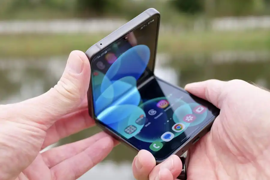 5 phones you should buy instead of the Samsung Galaxy Z Flip 5