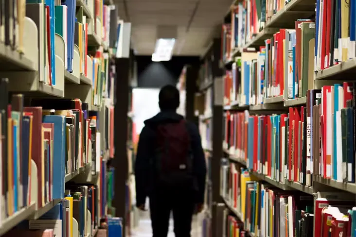 AI labs are buying pre-2022 books as the last slop-free training data