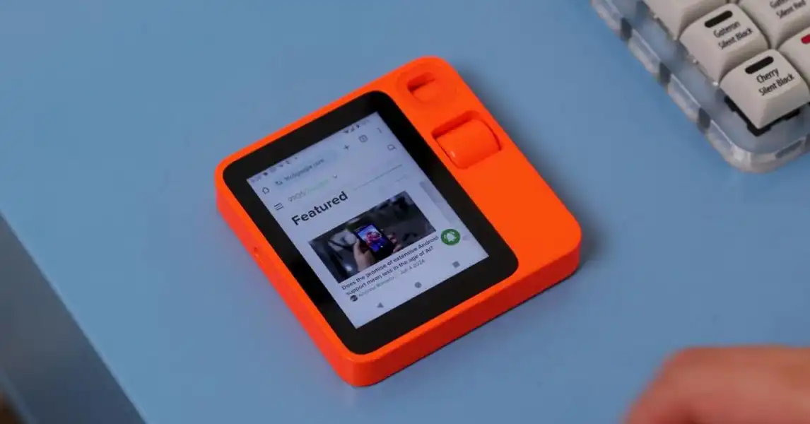 Android on the Rabbit R1 runs perfectly, almost like it was meant to