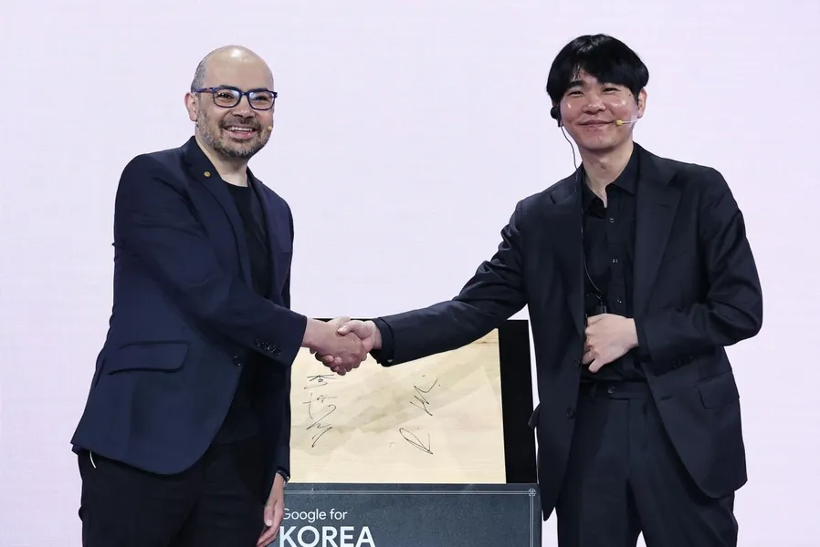 Demis Hassabis Returns to South Korea to Celebrate AI Breakthroughs and Future Prospects