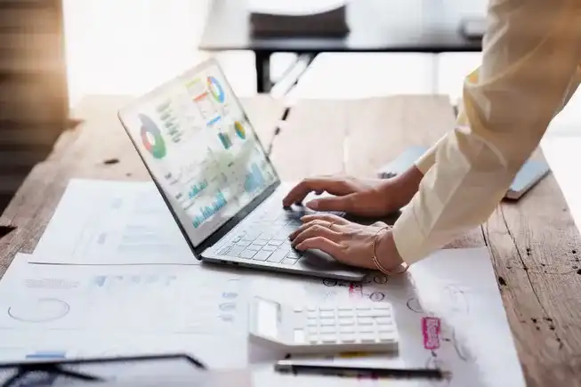 ERP vendors target insights, automated reports in generative AI push