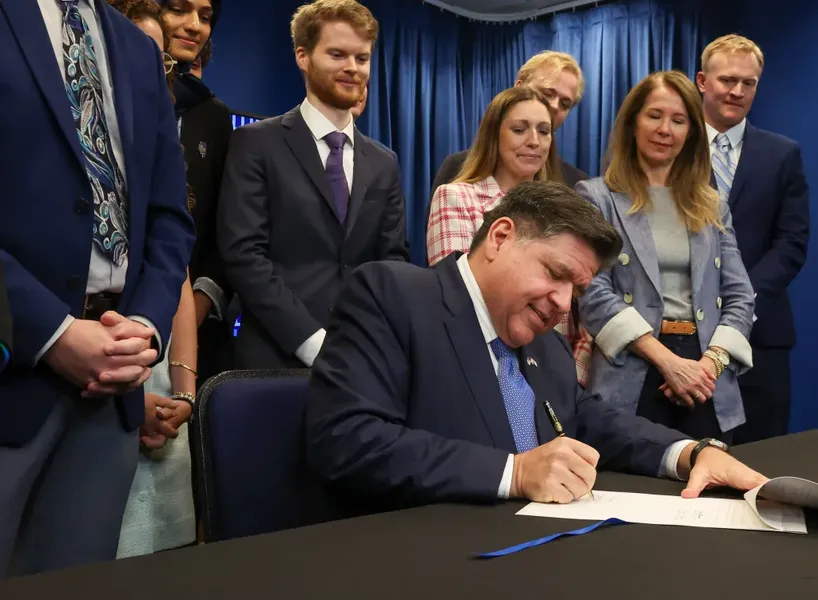 Illinois AI Safety Law Pioneers Third-Party Audits for Frontier Models