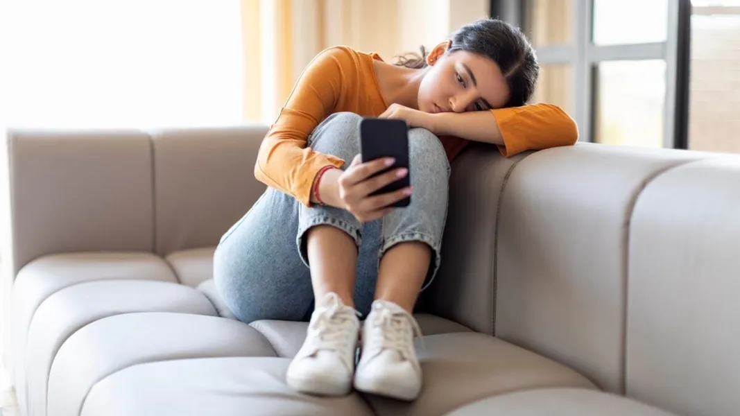 Gen Z's Nostalgia: A Yearning for the Past Amid AI Anxiety