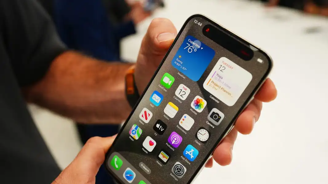 Here's every iPhone model that will support Apple's upcoming AI features (for now)