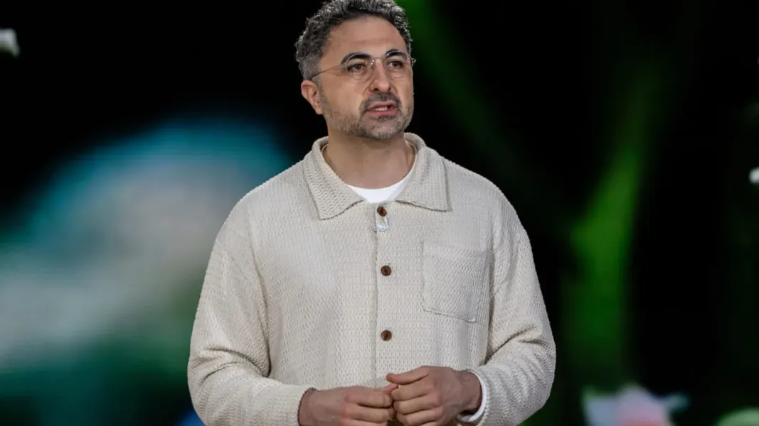 Microsoft AI Chief Warns Anthropic Claude Training Could Make AI Impossible to Control