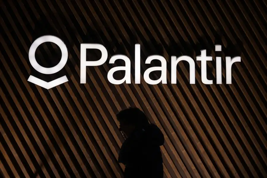PALANTIR ARTIFICIAL INTELLIGENCE PLATFORM visual data 6