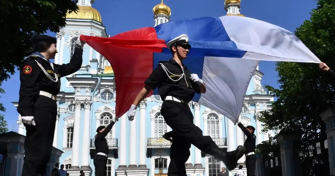 Russian propaganda in 2024 includes deepfakes, sham websites and social media swarms
