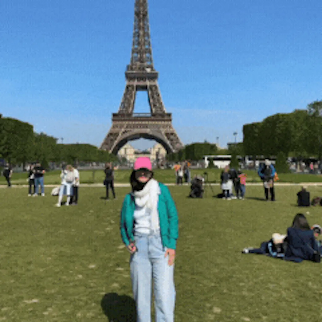 Stillgram - AI travel camera for iPhone